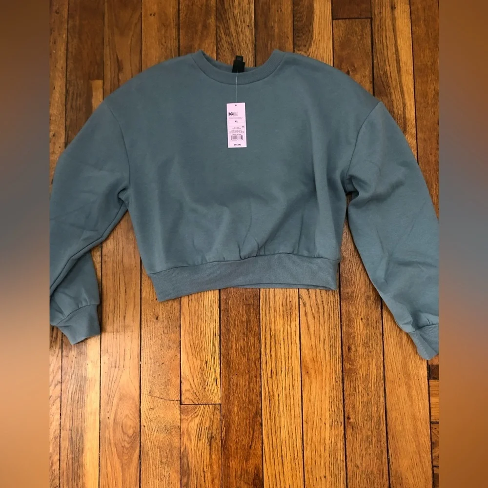 Wild Fable Cropped Crewneck Sweatshirt Ribbed Hem -XL - Picture 3 of 8